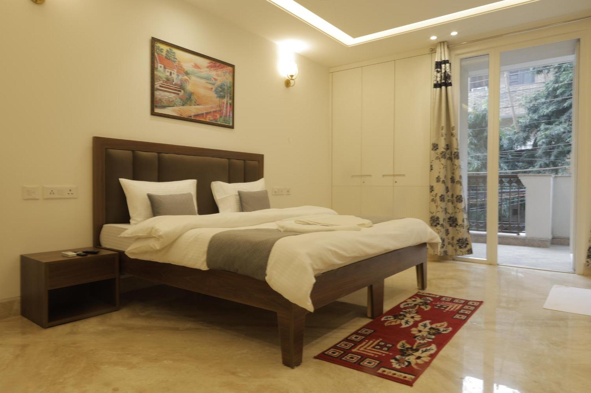 Under My Roof Superio Bed and Breakfast New Delhi Buitenkant foto